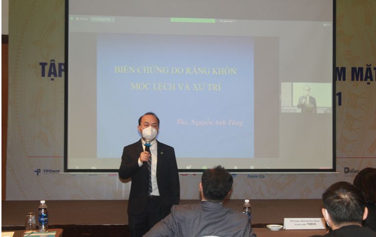 TS. Phạm Thanh Hà, Phó GĐ BV RHM TW HN tham luận tại Lớp tập huấn